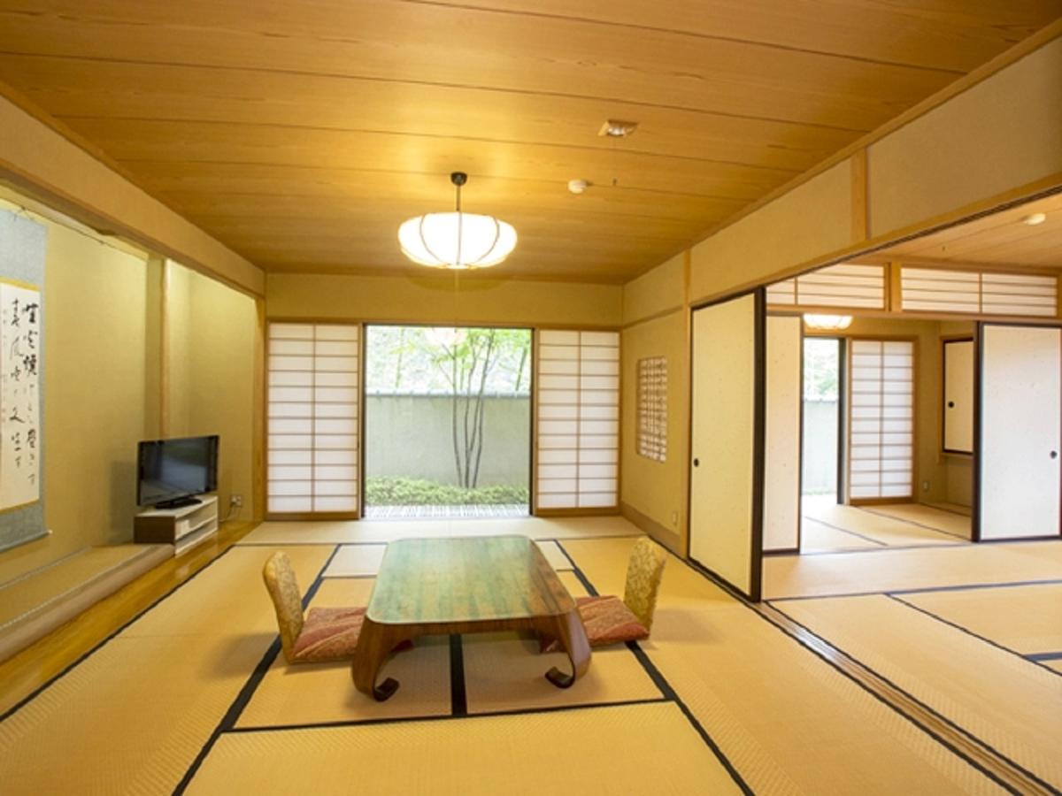 Izu Nagaoka Kinjokan Izunokuni Exteriör bild