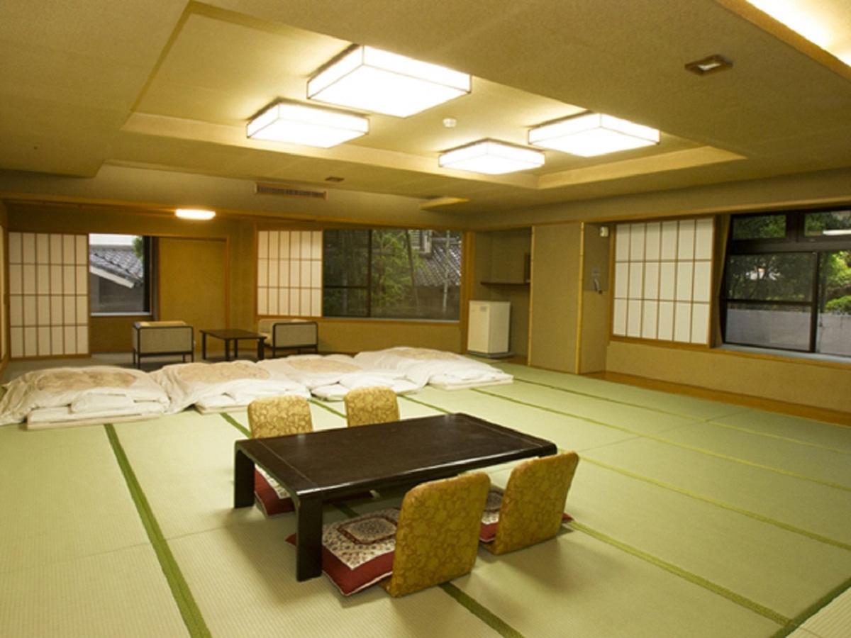 Izu Nagaoka Kinjokan Izunokuni Exteriör bild